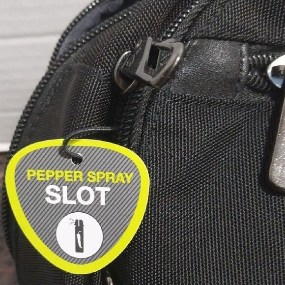 NEW Unisex Travelon Black Concealed Carry  Belt Bag with Durable Design. I - Picture 3 of 11